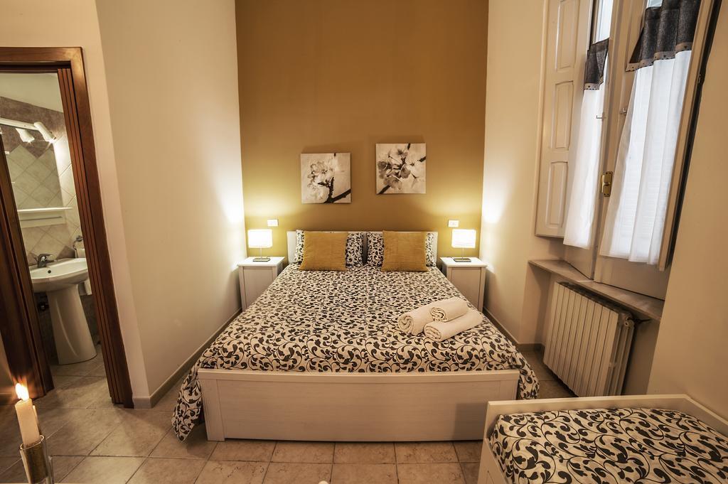 B&B Germinario Trani Bagian luar foto