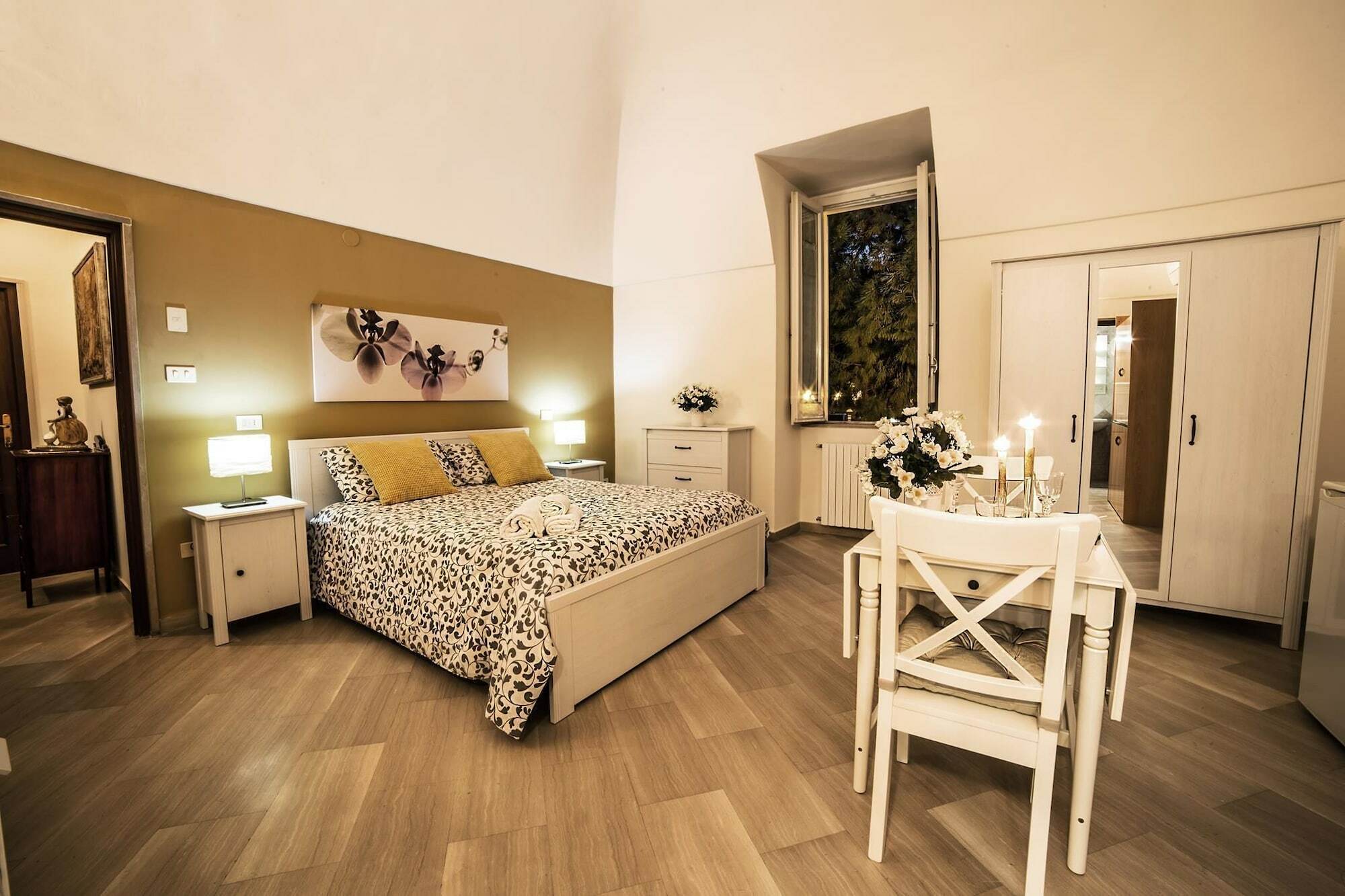 B&B Germinario Trani Bagian luar foto